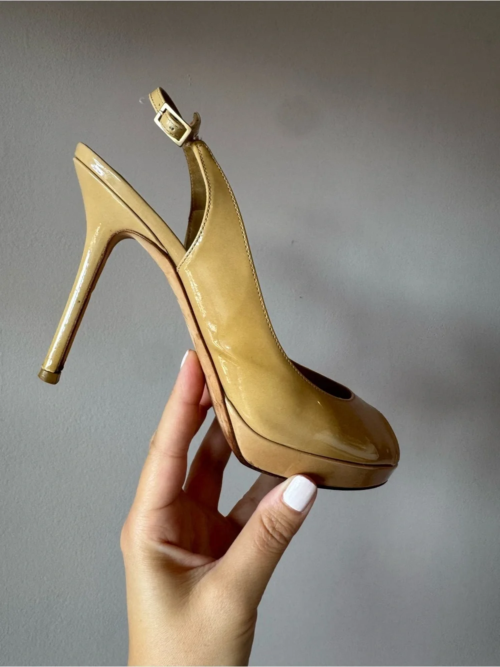 Jimmy Choo Women’s Nude‎ Patent Leather Peep Toe Slingback Heels Pumps Size 37.5
